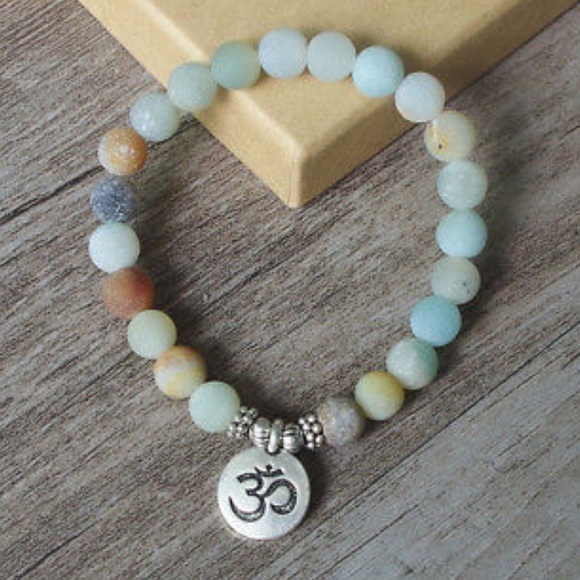 OM SYMBOL CHARM BRACELET YOGA MEDITATION SPIRITUAL - Picture 2 of 5